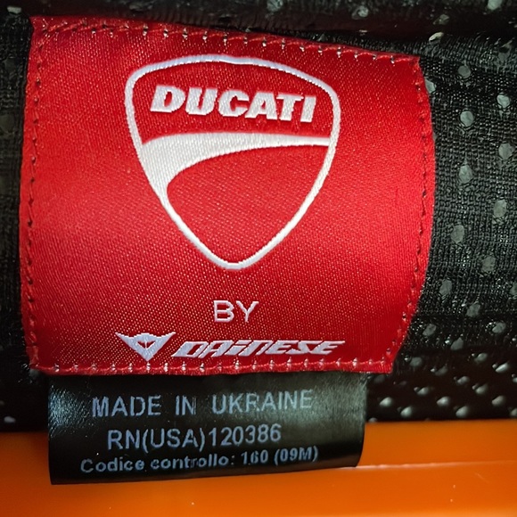 Ducati black and white leather motorcycle jacket - Picture 3 of 11